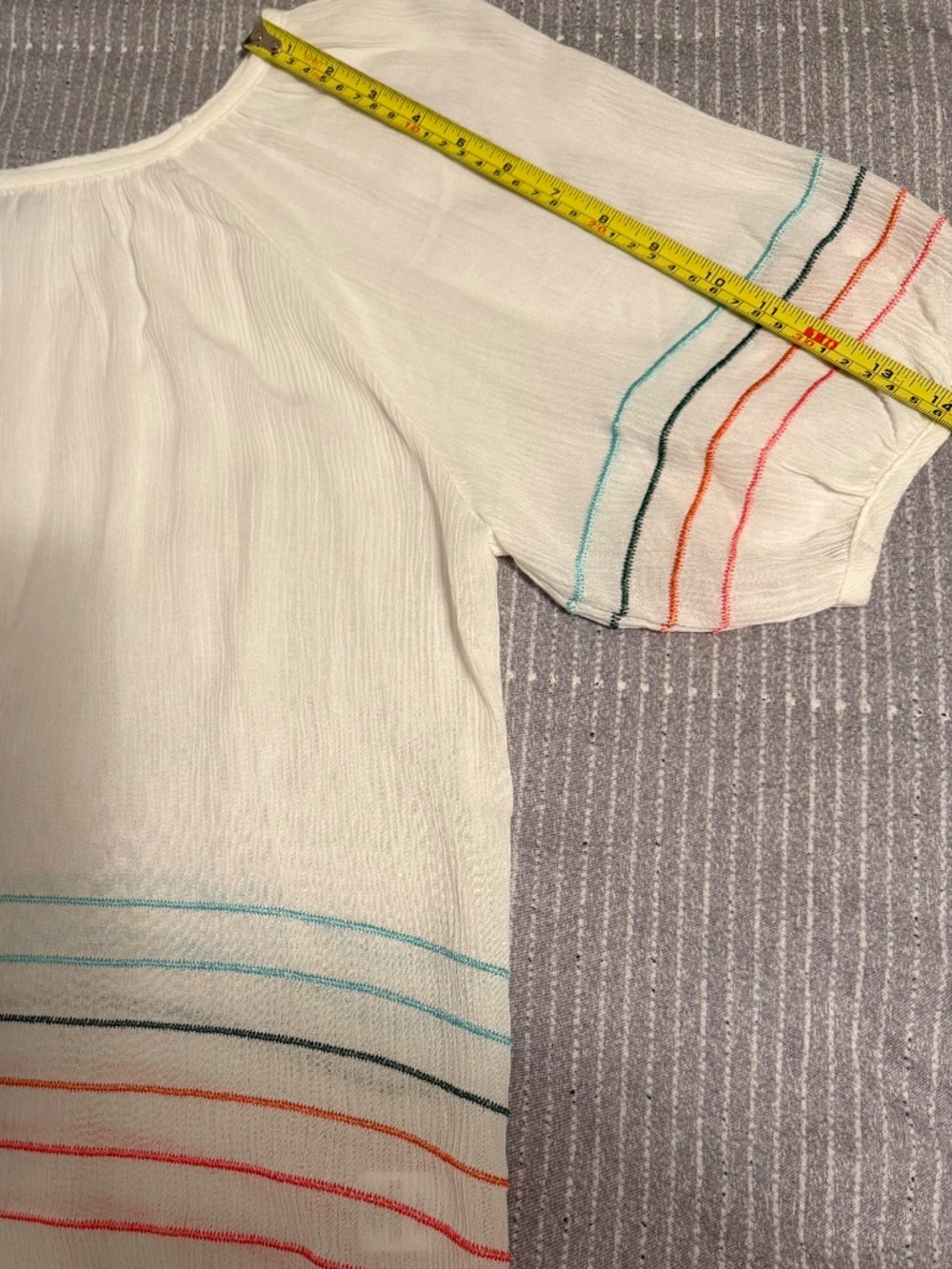 NWOT - Bobeau White Embroidered Stripe Rayon Blouse - XS - Picture 7 of 7